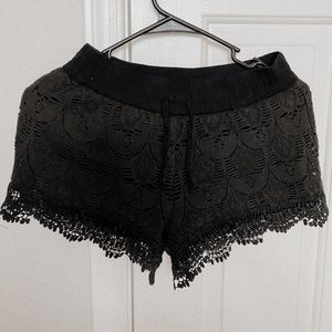 Arizona Jean Co Black Lace Shorts